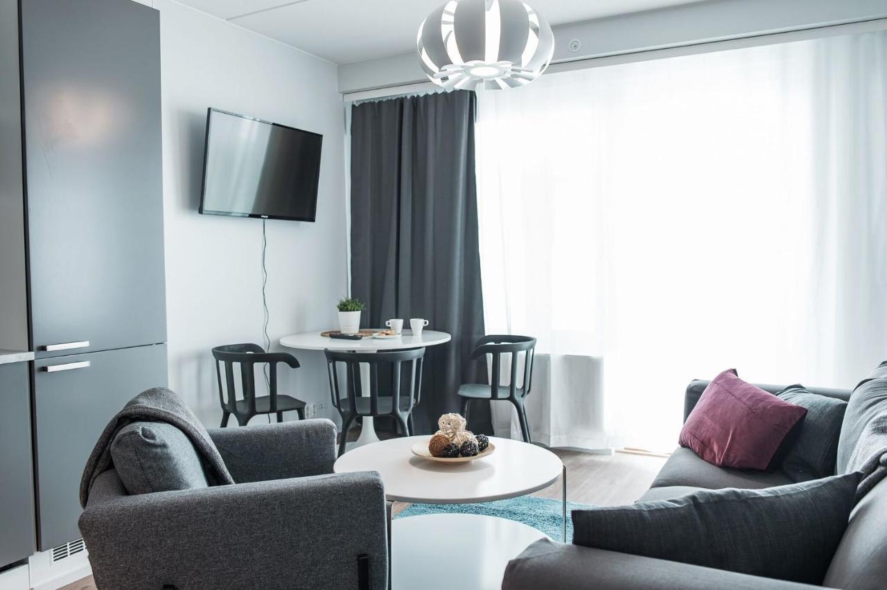 Forenom Serviced Apartments Vantaa Neilikkatie 外观 照片